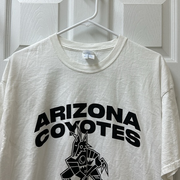 Arizona Coyotes Kachina Tee - Picture 7 of 8